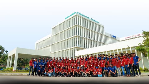 Hero image of IIIC batch students